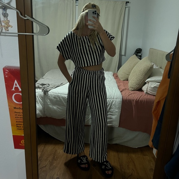 FREE PEOPLE set - Picture 4 of 11